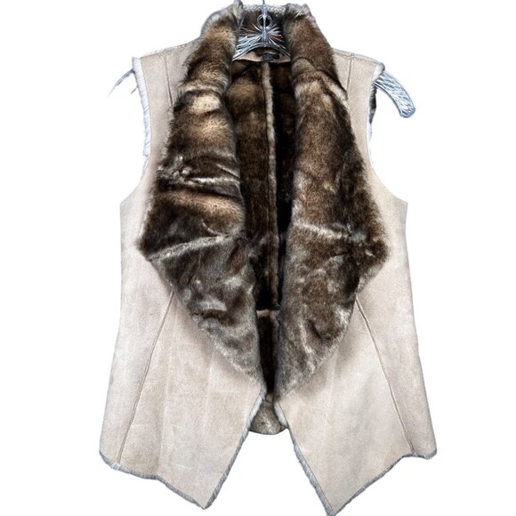 G.I.L.I. Jackets & Blazers - GILI Faux Suede Vest Sz 2 Faux Fur Lined Luxury Old Money Boho Cozy Cabin Lodge